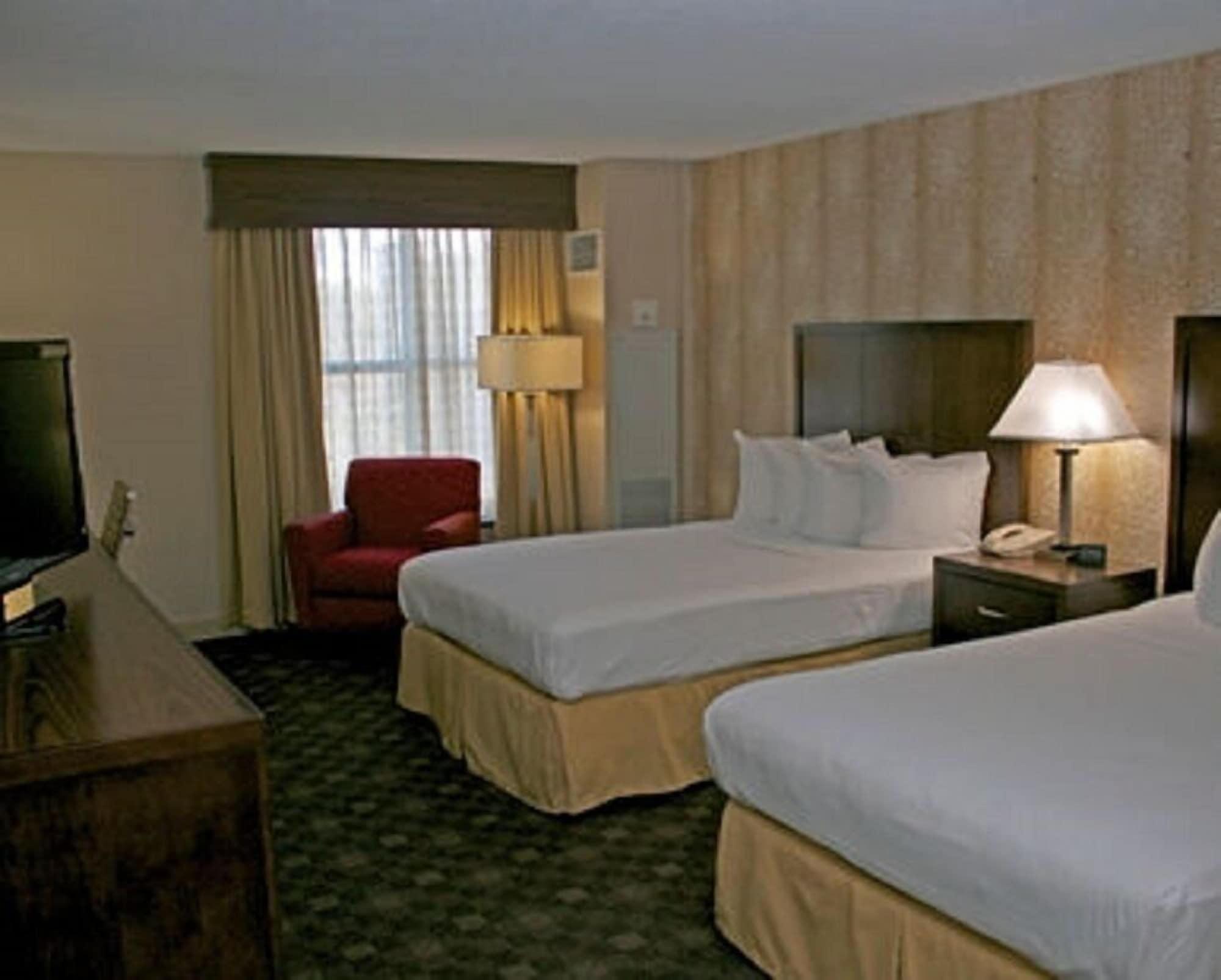 Hotel Doubletree By Hilton Norfolk Airport Exterior foto